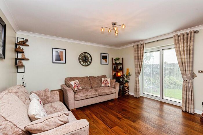 3 Bedroom Detached Bungalow For Sale In Jamerstone Close, Thorney, Peterborough, PE6