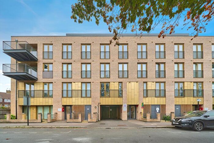 2 Bedroom Flat For Sale In Shipman Road, London, London, E16