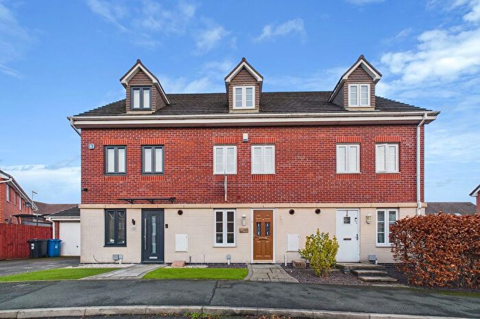 3 Bedroom Town House For Sale In Phoenix Place, Great Sankey, WA5