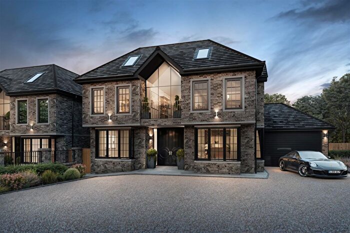 5 Bedroom Detached House For Sale In The Grange, Eversley Crescent, Winchmore Hill, N21