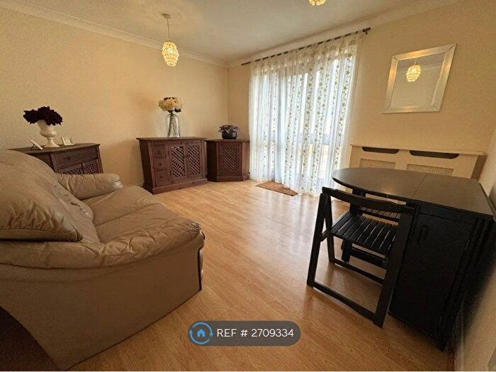 1 Bedroom Flat To Rent In Burges Road, London, E6