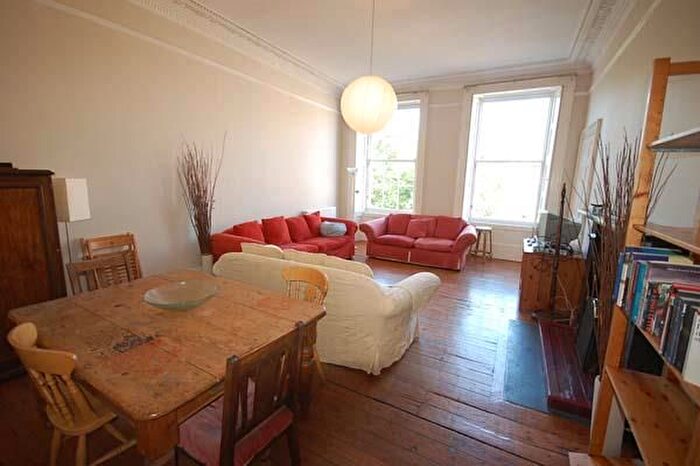 4 Bedroom Flat To Rent In St. Vincent Street, New Town, Edinburgh, EH3