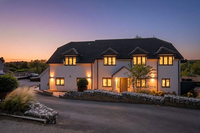 5 Bedroom Detached House For Sale In Waterford Common, Waterford, Hertfordshire, SG14