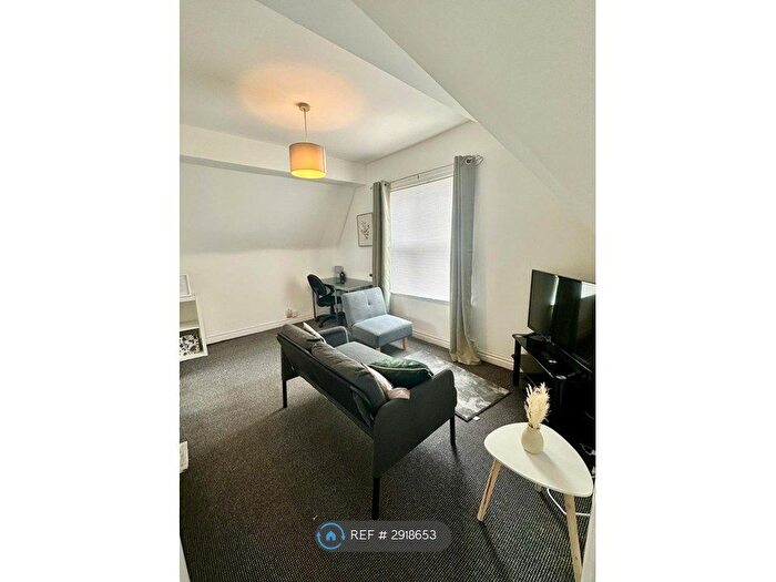 2 Bedroom Flat To Rent In Stanmore Road, Birmingham, B16