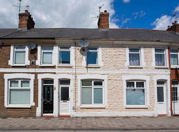 3 Bedroom Terraced House For Sale In Treharris Street, Cardiff, CF24