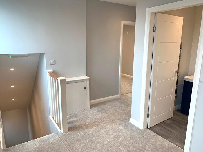 2 Bedroom Apartment To Rent In Buxton Road; Disley., SK12