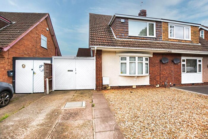 3 Bedroom Semi-Detached House To Rent In Cornwall Road, Wigston, Leicester, LE18
