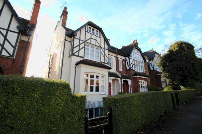 Studio To Rent In Cranley Gardens, Muswell Hill, N10