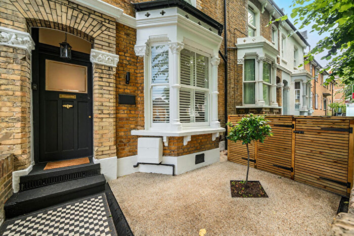 3 Bedroom Terraced House For Sale In Humber Road, London, SE3