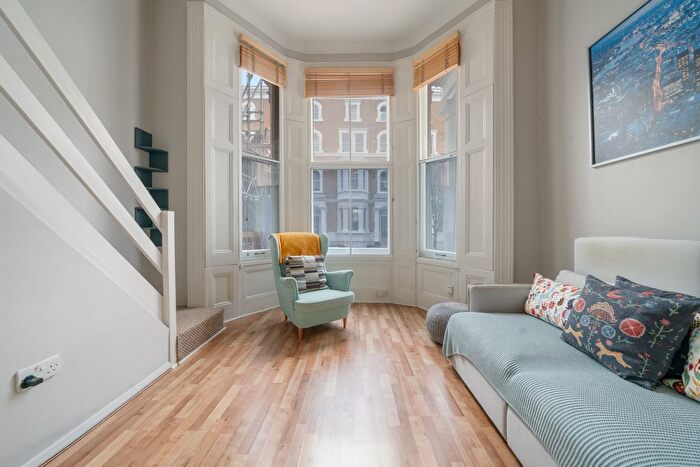 Studio To Rent In Nevern Place, London, SW5