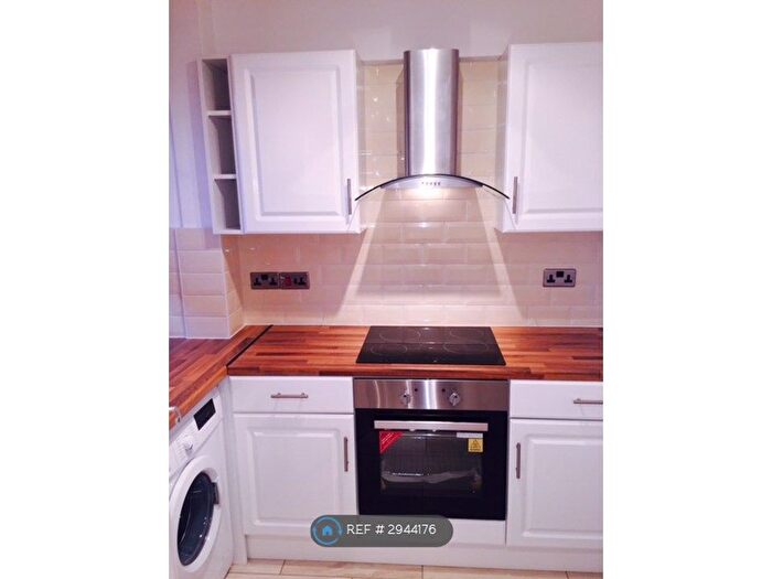 Studio To Rent In Harrington Court, Croydon, CR0