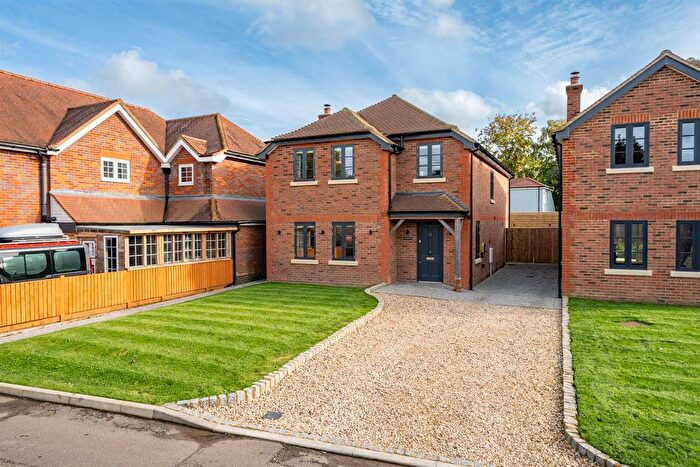 4 Bedroom Detached House For Sale In Whelpley Hill, Buckinghamshire, HP5