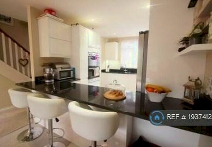 3 Bedroom Semi-Detached House To Rent In St Georges Close, Weybridge, KT13