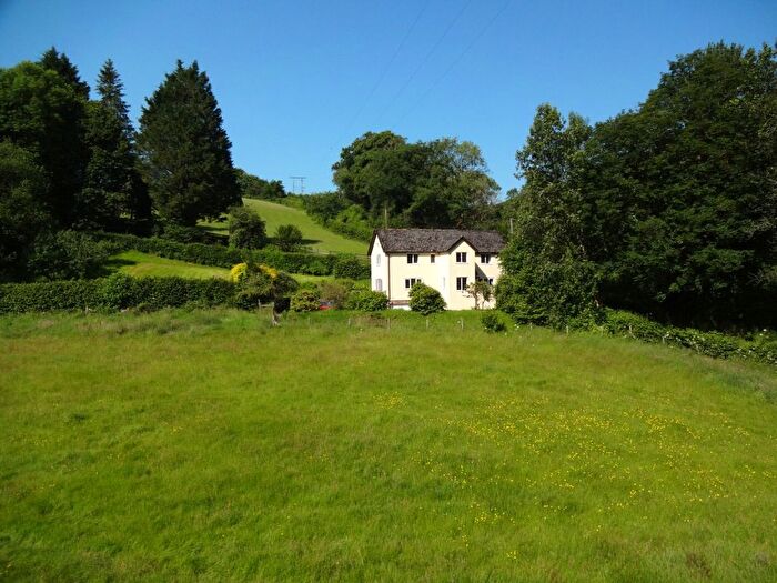 4 Bedroom Detached House For Sale In Dulverton, Somerset, TA22