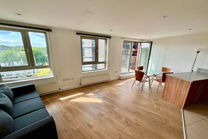 1 Bedroom Property To Rent In Vizi, London - Energy Rating B, N7