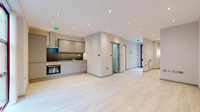 Studio To Rent In Coronation Road, Basingstoke, RG21