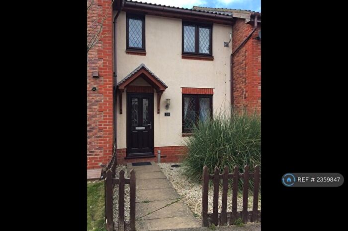 2 Bedroom Terraced House To Rent In Kingmaker Way, Northampton, NN4