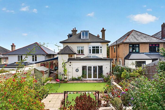 6 Bedroom Detached House For Sale In Castlemain Avenue, Bournemouth, BH6