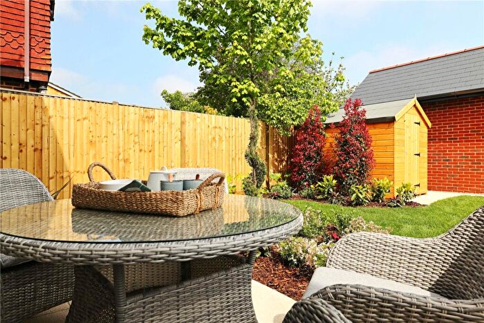 3 Bedroom Detached House For Sale In Willowbank Place, Send, Woking, Surrey, GU23