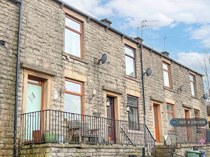 2 Bedroom Terraced House To Rent In Tong End, Whitworth, Rochdale, OL12