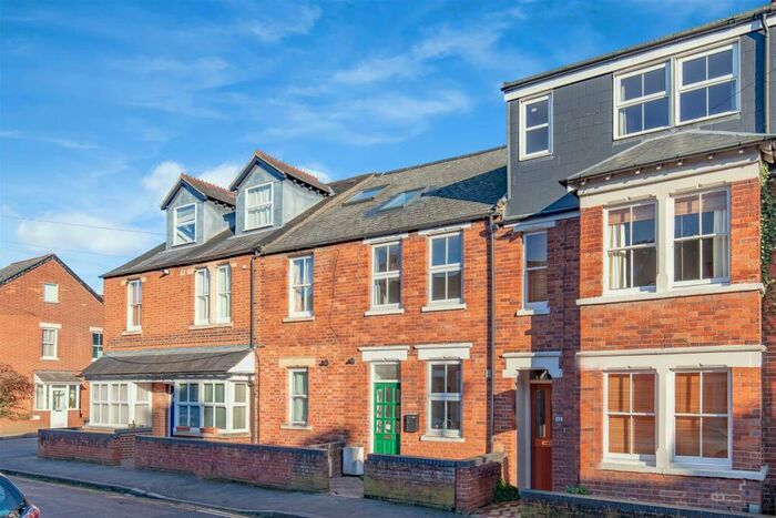 3 Bedroom House To Rent In Chilswell Road Grandpont, OX1