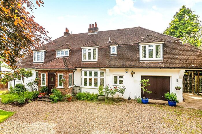 4 Bedroom Detached House For Sale In The Landway, Kemsing, Sevenoaks, Kent, TN15