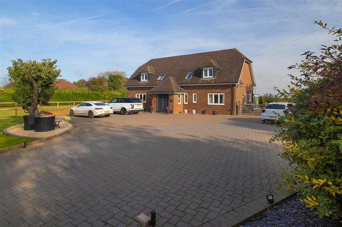 6 Bedroom Detached House For Sale In Rosary, Warren Street, Charing TN27