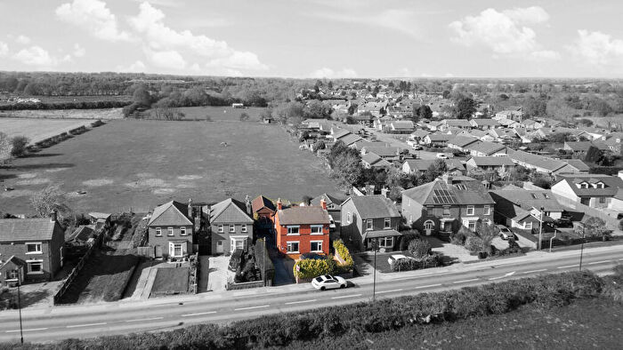 3 Bedroom Detached House For Sale In Bawtry Road, Doncaster, DN10