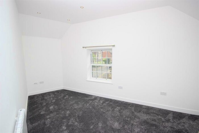 1 Bedroom Apartment To Rent In Bridgnorth Road, Wollaston, Stourbridge, DY8