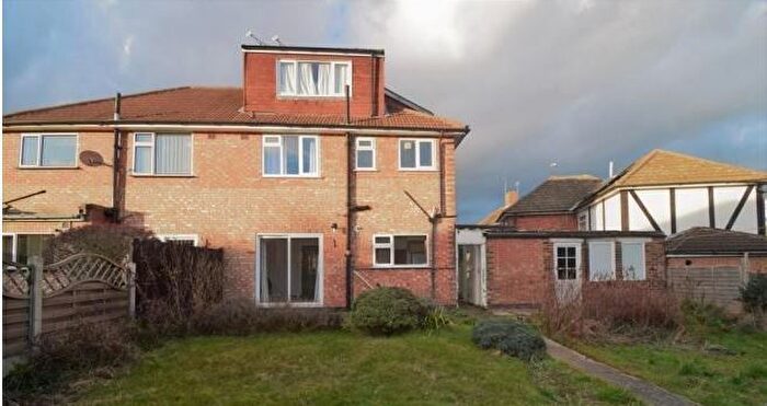 4 Bedroom Semi-Detached House To Rent In Durston Close, Leicester, LE5