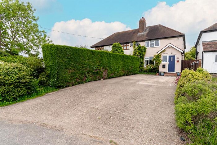 4 Bedroom House For Sale In Tilegate Road, Ongar, CM5