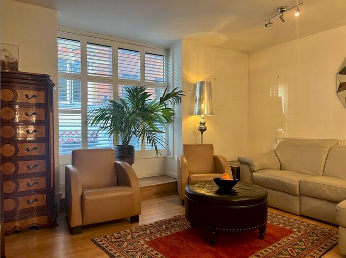 2 Bedroom Flat To Rent In Ridgmount Street, London, WC1E