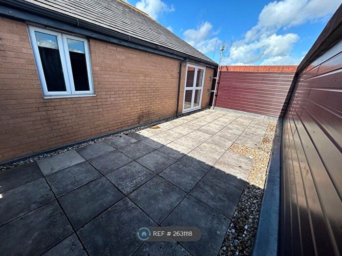 4 Bedroom Flat To Rent In Shield Retail Centre, Filton, Bristol, BS34