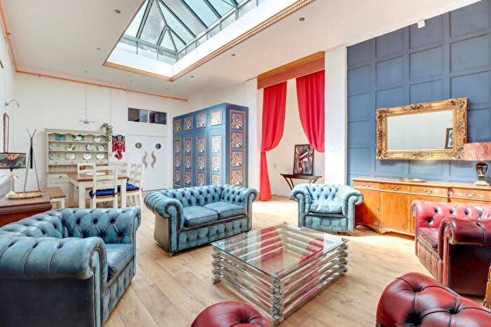 3 Bedroom Flat For Sale In Royal College Street, Camden Town, NW1