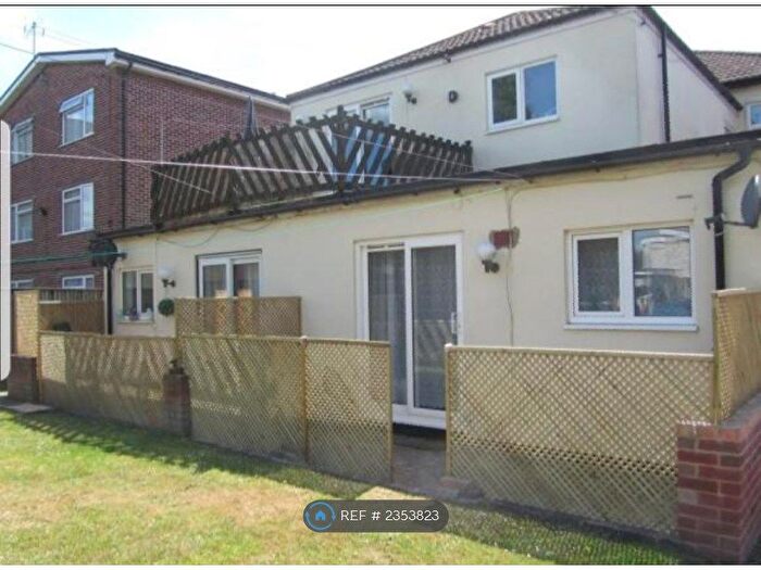 1 Bedroom Flat To Rent In Shirley Road, Southampton, SO15