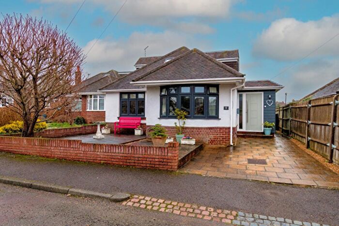 3 Bedroom Detached Bungalow For Sale In Upper Shirley, Southampton, SO15