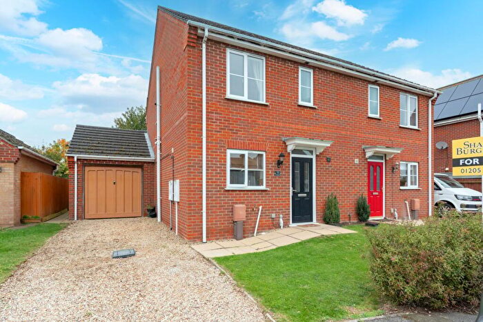 3 Bedroom Semi-Detached House For Sale In Bluebell Walk, Boston, PE21