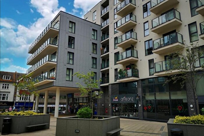 2 Bedroom Apartment To Rent In Cardinal Place, Woking, Surrey, GU22