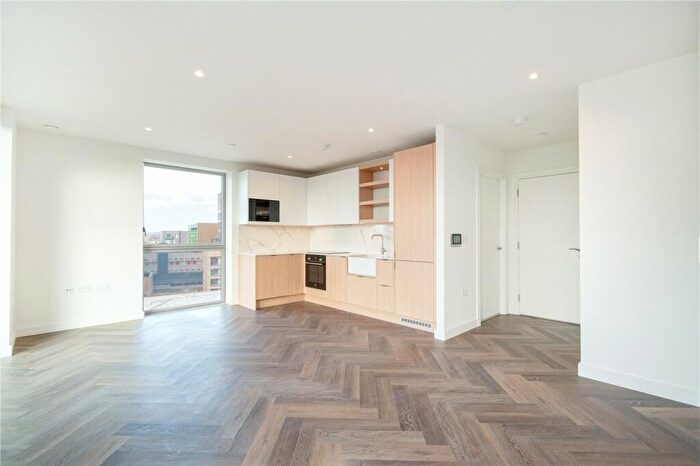 1 Bedroom Apartment To Rent In Bower House, Silkstream, London, NW9