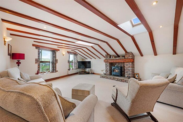 3 Bedroom Flat For Sale In Vale Mill Court, Ramsbottom, Bury, BL0