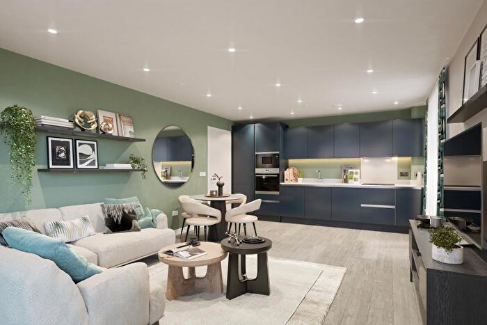 2 Bedroom Apartment For Sale In Canalside Quarter, Oxford, Oxfordshire, OX2