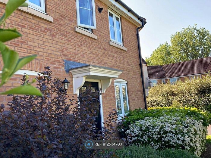 2 Bedroom Maisonette To Rent In Cartwright Way, Beeston, Nottingham, NG9