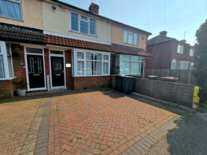 2 Bedroom House To Rent In Chesford Road, Luton, LU2