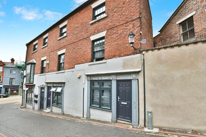 1 Bedroom Flat To Rent In College Street, Wrexham, LL13
