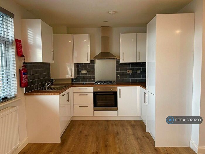 1 Bedroom Flat To Rent In Hendon Way, London, NW2
