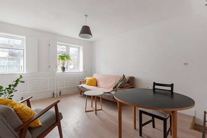 2 Bedroom End Terrace House For Sale In Rye Lane, SE15