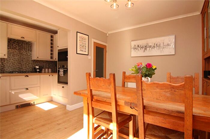 3 Bedroom End Of Terrace House For Sale In Dale View, Steeton, BD20