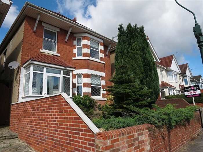 5 Bedroom Detached House To Rent In Somerley Road, Winton, Bournemouth, BH9