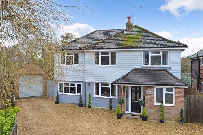 4 Bedroom Detached House For Sale In Smithwood Avenue, Cranleigh, GU6