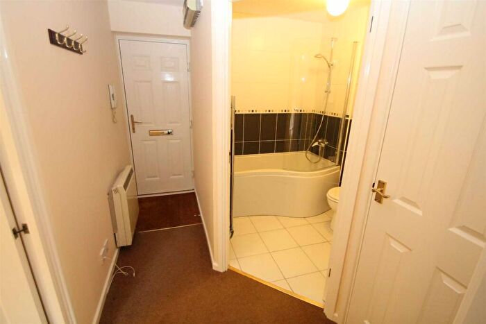 1 Bedroom Apartment For Sale In Albion Place, Campbell Park, Milton Keynes, MK9